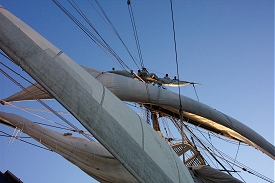 Setting the topgallant on the bounty, 2003